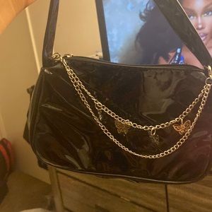 Black purse worn once